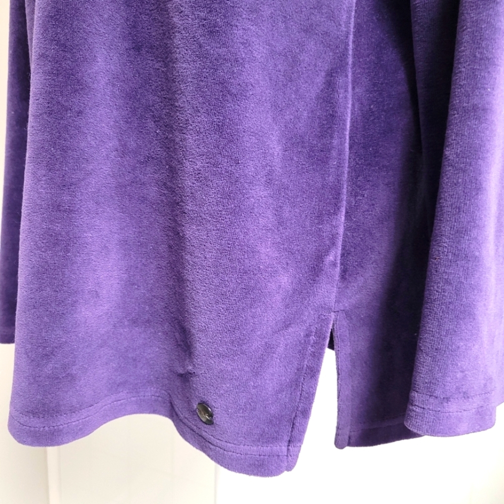 Velour Top - Picture 6 of 7